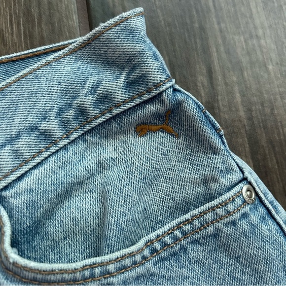 VTG Puma Light Wash Mom Jeans Sz 27 - Picture 9 of 10